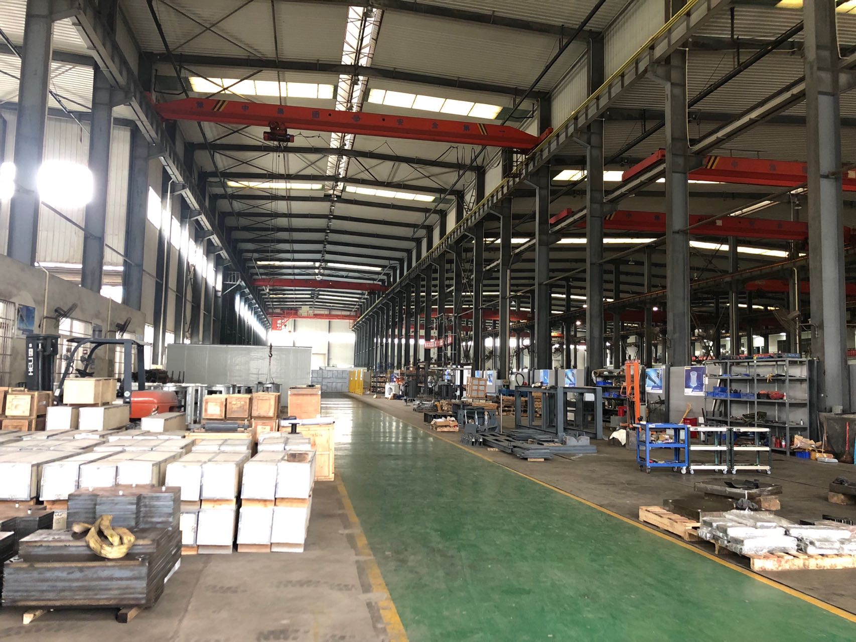 2018年1月，自建工廠投入使用，開(kāi)始組建生產(chǎn)團(tuán)隊(duì)